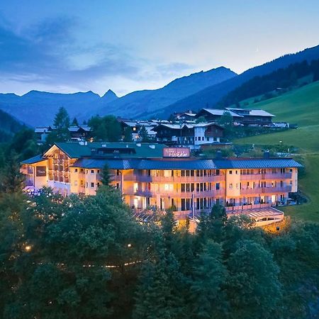 Hotel Residenz Hochalm - Ski In - Ski Out Заалбах-Хинтерглем Екстериор снимка